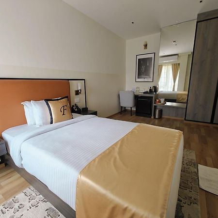 Shulem Boutique Hotel Dimāpur Zewnętrze zdjęcie