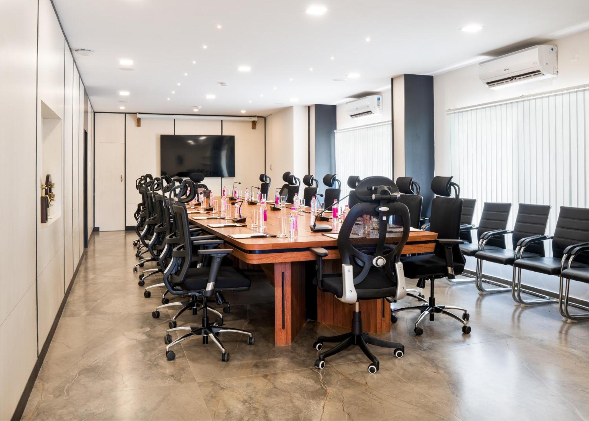 Shulem Boutique Hotel Dimāpur Zewnętrze zdjęcie